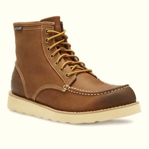 Eastland Boots in “Peanut” color Lumber Up Women’s leather upper Size 7.5 EUR 38